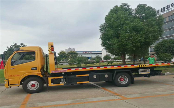 上饶定远24小时拖车救援电话号码，定远道路救援公司怎么收费的